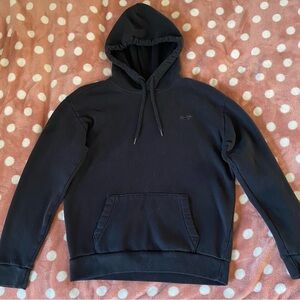 Hollister Men's Black Hoodie
